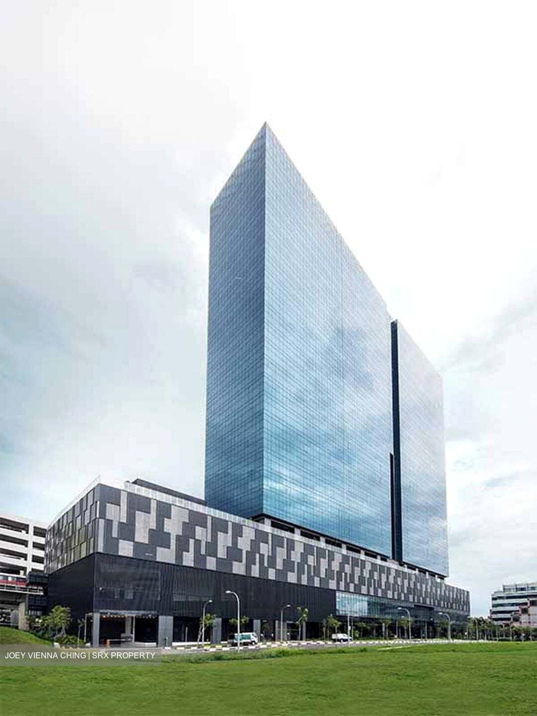 Vision Exchange (D22), Retail #518742541